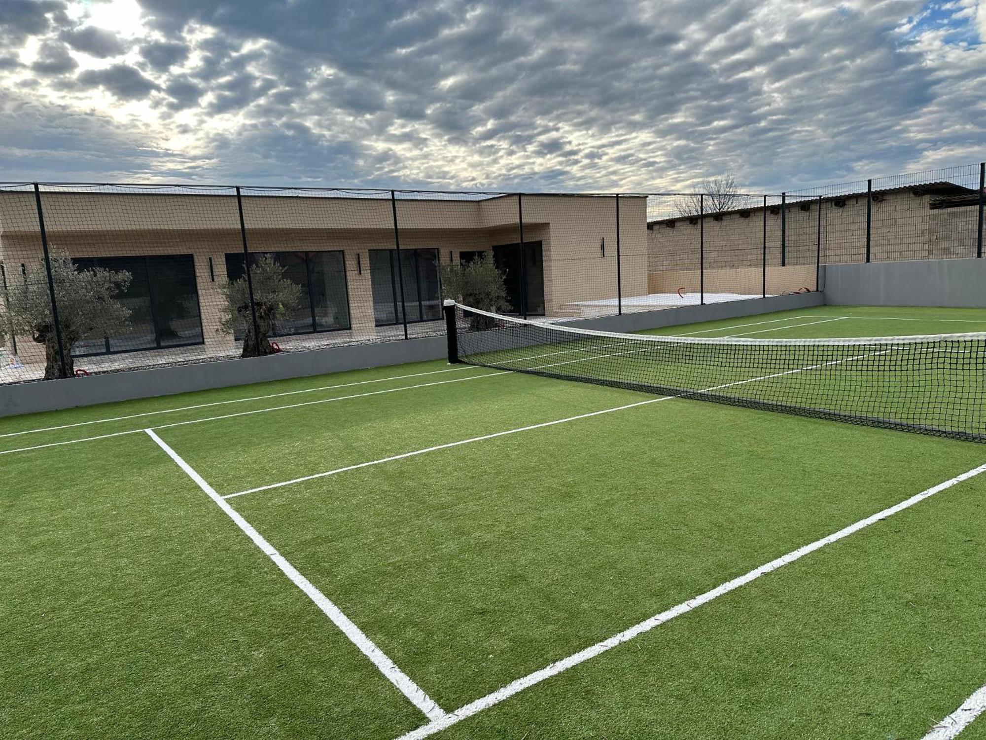 Villa Tina With Swimming Pool, Tennis Court, Games Room, Sauna, Gym, Bbq Policnik Bagian luar foto